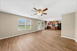 1711 Mickle Creek Dr, Houston, TX 77049 - Photo 6
