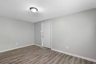 1811 39th St, Galveston, TX 77550 - Photo 4