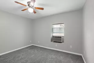 1811 39th St, Galveston, TX 77550 - Photo 14