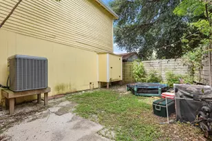 1811 39th St, Galveston, TX 77550 - Photo 14