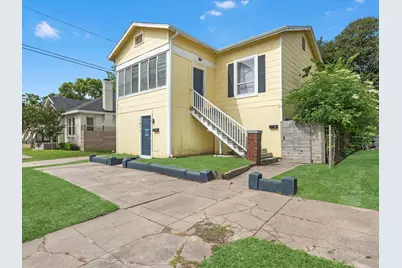 1811 39th Street #1, Galveston, TX 77550 - Photo 1
