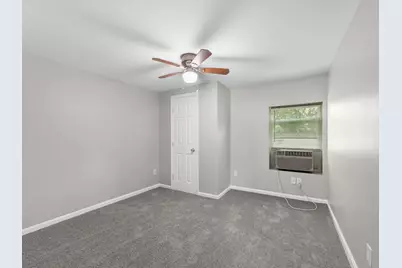 1811 39th Street #1, Galveston, TX 77550 - Photo 22