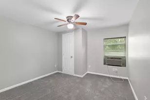 1811 39th St, Galveston, TX 77550 - Photo 22