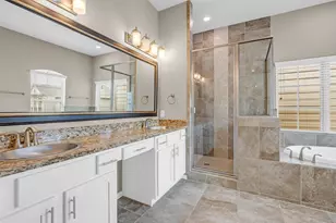 8905 Wind Springs Dr, Houston, TX 77080 - Photo 18