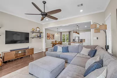 8905 Wind Springs Drive, Houston, TX 77080 - Photo 8