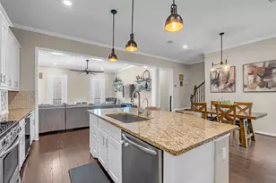 8905 Wind Springs Dr, Houston, TX 77080 - Photo 12