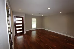2427 Droxford Dr, Houston, TX 77008 - Photo 4