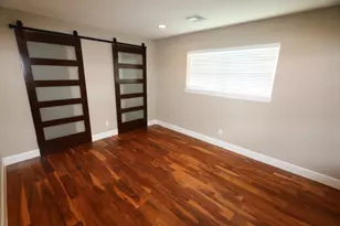 2427 Droxford Dr, Houston, TX 77008 - Photo 14