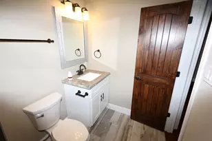 2427 Droxford Dr, Houston, TX 77008 - Photo 18