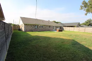 2427 Droxford Dr, Houston, TX 77008 - Photo 12