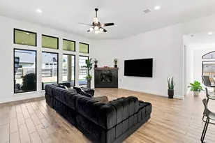 19003 Mandarin St, Manvel, TX 77578 - Photo 6