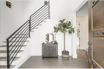 325 E Second Street Street, Houston, TX 77007 - Photo 2