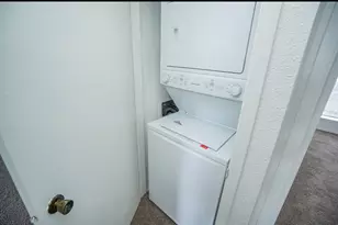 3303 W Greenridge Dr, Houston, TX 77057 - Photo 10