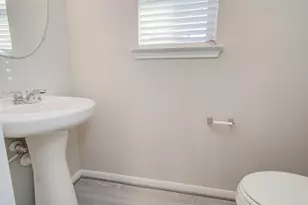 8411 Beacon Bay Cir, Baytown, TX 77523 - Photo 20