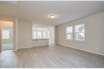 8411 Beacon Bay Circle, Baytown, TX 77523 - Photo 6