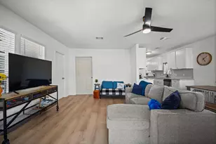 3905 Cotswold St, Houston, TX 77009 - Photo 14