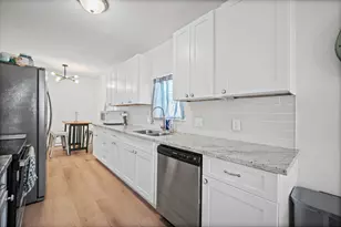 3905 Cotswold St, Houston, TX 77009 - Photo 6
