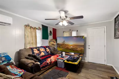 202 N 3rd Street, Highlands, TX 77562 - Photo 22