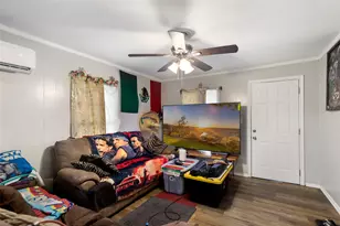 202 N 3rd St, Highlands, TX 77562 - Photo 22