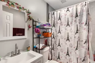 202 N 3rd St, Highlands, TX 77562 - Photo 18
