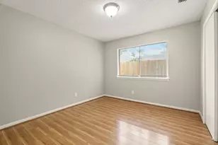 15911 Mill Point Dr, Houston, TX 77059 - Photo 12