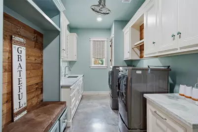 681 Emma Rd, Oakhurst, TX 77365 - Photo 16