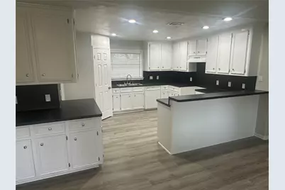7210 Mikes, Wallis, TX 77485 - Photo 8