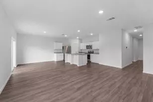 24630 Golden Brook Ct, Magnolia, TX 77355 - Photo 4