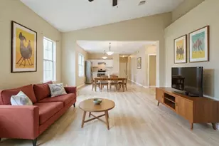 7024 Eastwood St, Houston, TX 77021 - Photo 6