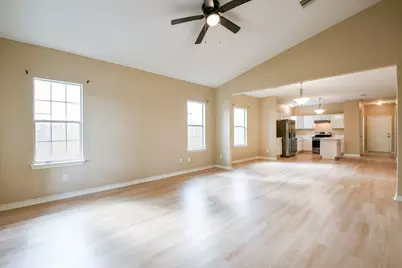 7024 Eastwood Street, Houston, TX 77021 - Photo 4