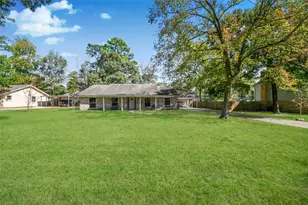 26602 Maplewood Dr, Oak Ridge North, TX 77386 - Photo 4