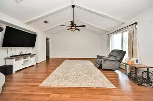 26602 Maplewood Dr, Oak Ridge North, TX 77386 - Photo 32