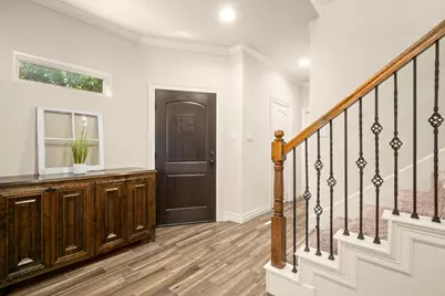 109 Harbour Town Circle, Conroe, TX 77356 - Photo 6