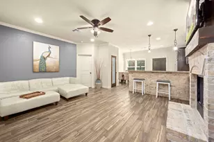 109 Harbour Town Cir, Conroe, TX 77356 - Photo 10
