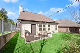 109 Harbour Town Cir, Conroe, TX 77356 - Photo 32