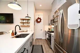 1239 W Tidwell Rd, Houston, TX 77091 - Photo 8