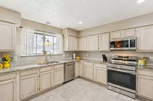 16755 Schooners Way, Friendswood, TX 77546 - Photo 14