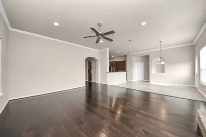 4002 Broadmoor Drive, Mont Belvieu, TX 77523 - Photo 14