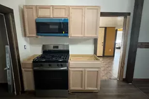 211 Martin St, Yoakum, TX 77995 - Photo 44