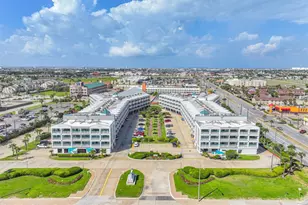 6102 Seawall Blvd, Galveston, TX 77551 - Photo 2