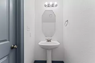 2905 Baer St, Houston, TX 77020 - Photo 10