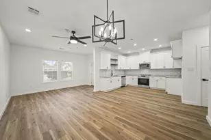 6206 Lyndhurst Dr Dr, Houston, TX 77087 - Photo 4