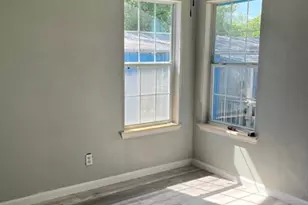 8425 Sands Point Dr, Houston, TX 77036 - Photo 2