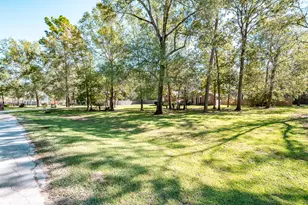 206 Private Rd 635, Dayton, TX 77535 - Photo 6