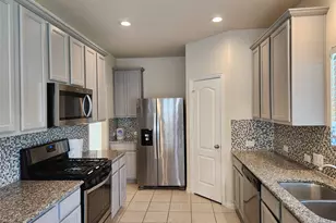 12708 S Shore Dr, Texas City, TX 77568 - Photo 4