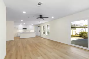 11011 Atwell Dr, Houston, TX 77096 - Photo 10