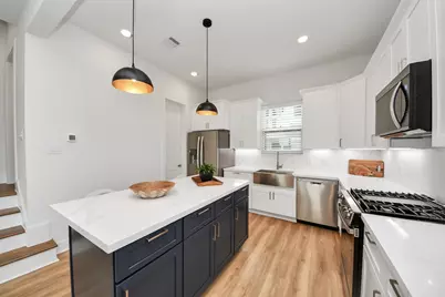 2426 Ella Boulevard, Houston, TX 77008 - Photo 16