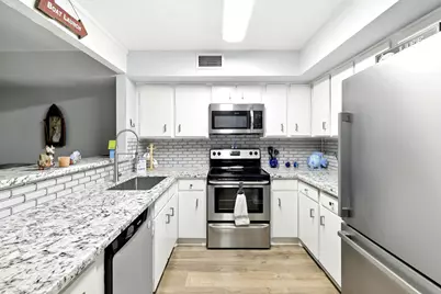 100 Edgewater Drive #39, Livingston, TX 77351 - Photo 2