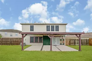 9226 MacMillan Ln, Houston, TX 77083 - Photo 24