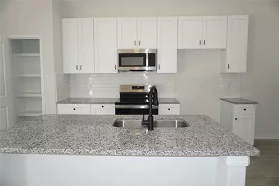 11851 Nelwood Street, Willis, TX 77318 - Photo 4